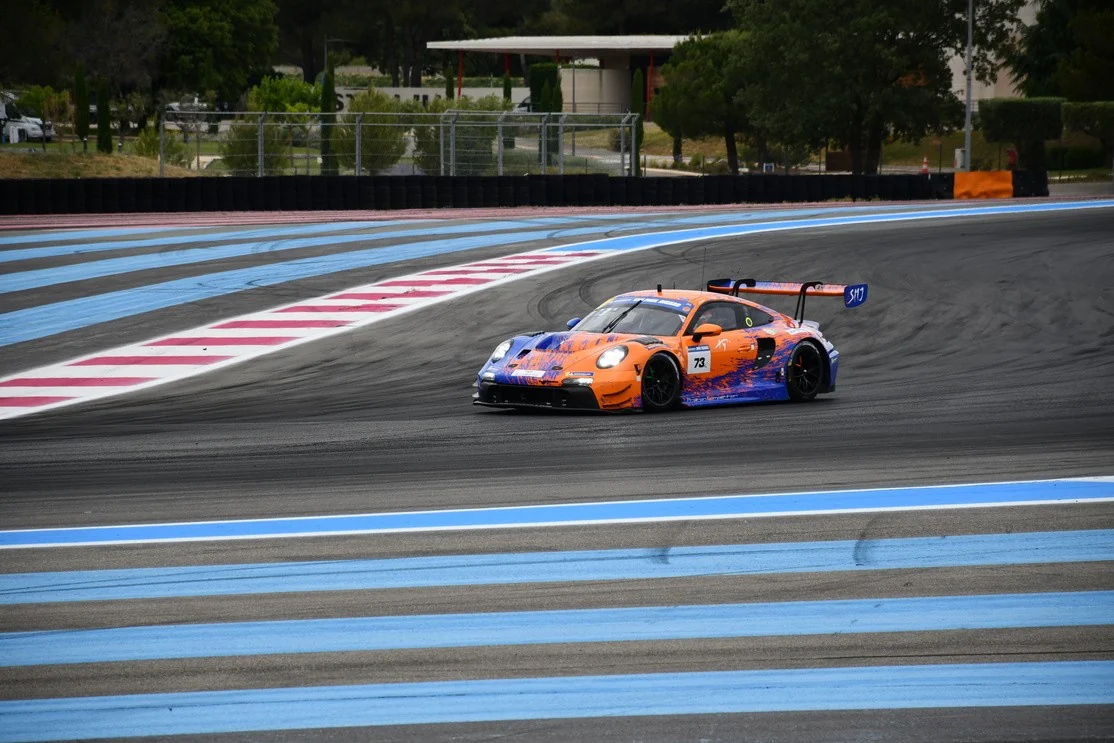 Racing photography
